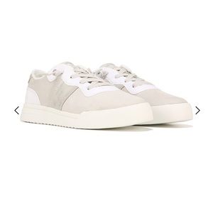 NIB Roxy Cannon Slip on shoes